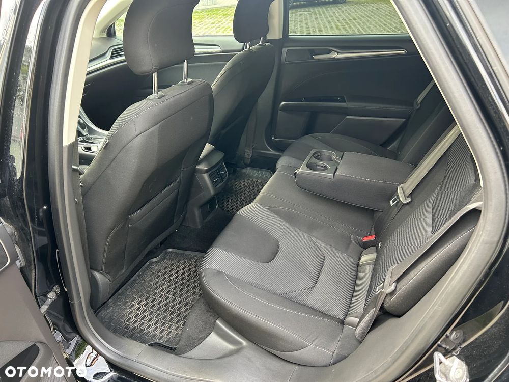 Ford Mondeo 2.0 TDCi Titanium PowerShift - 18