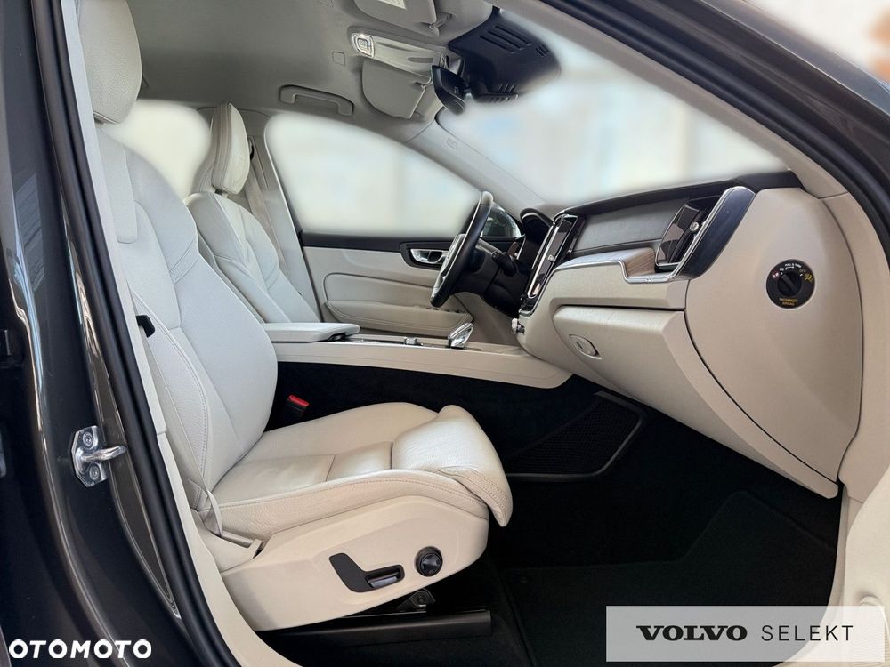 Volvo XC 60 - 26