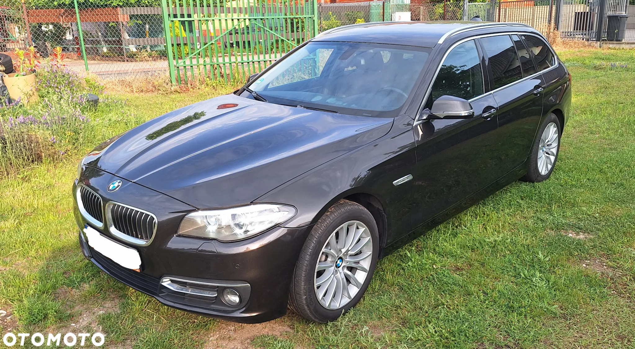 BMW Seria 5 518d Touring - 2