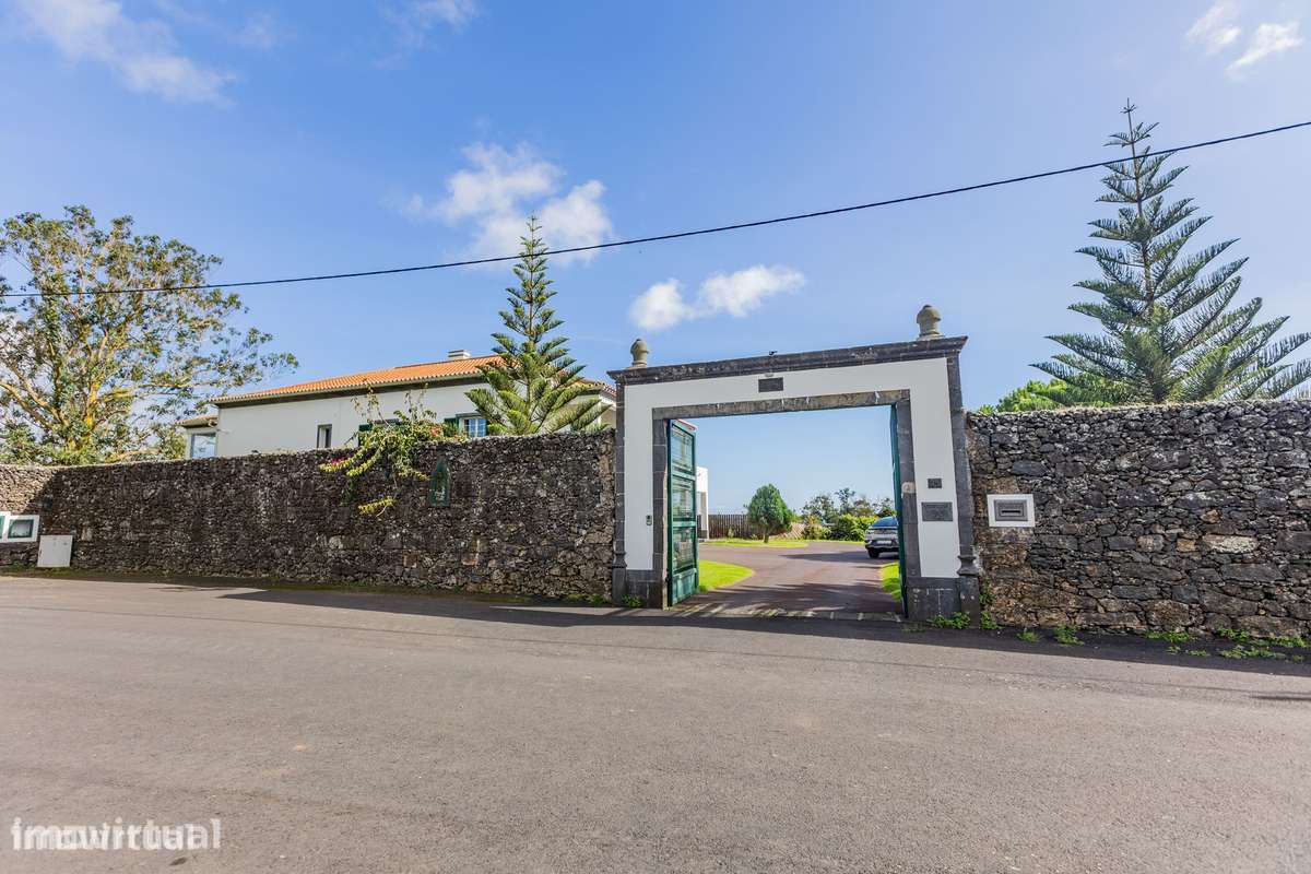 Moradia T3 - Caminho Valagão, Fajã de Baixo - Grande imagem: 3/28