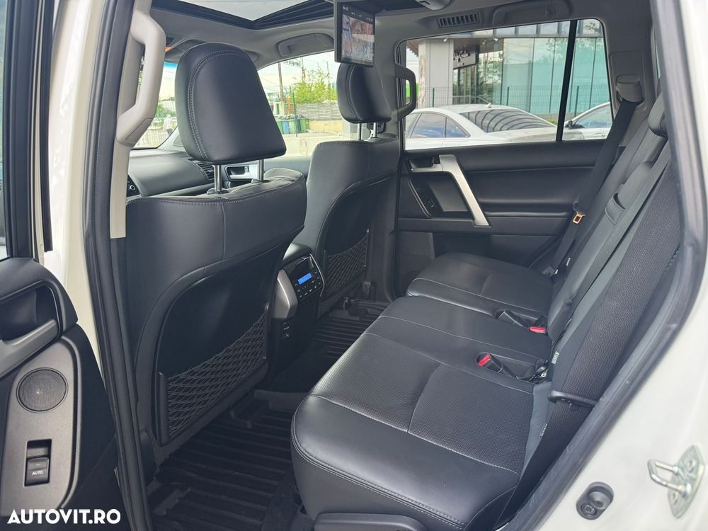 Toyota Land Cruiser 2.8l D-4D 204 CP A/T 7 locuri Luxury AVS Black - 16