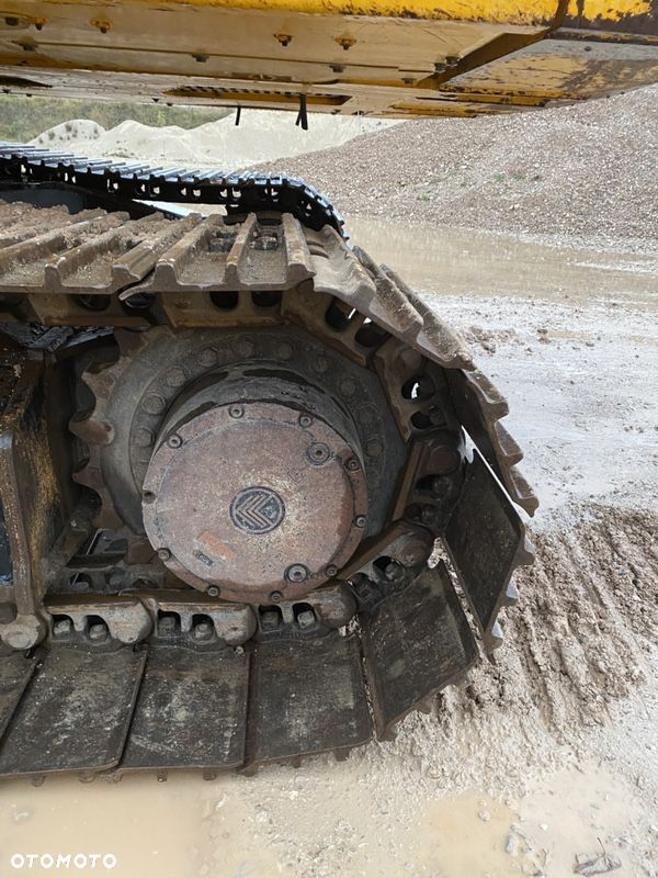 JCB 220 XL - 12