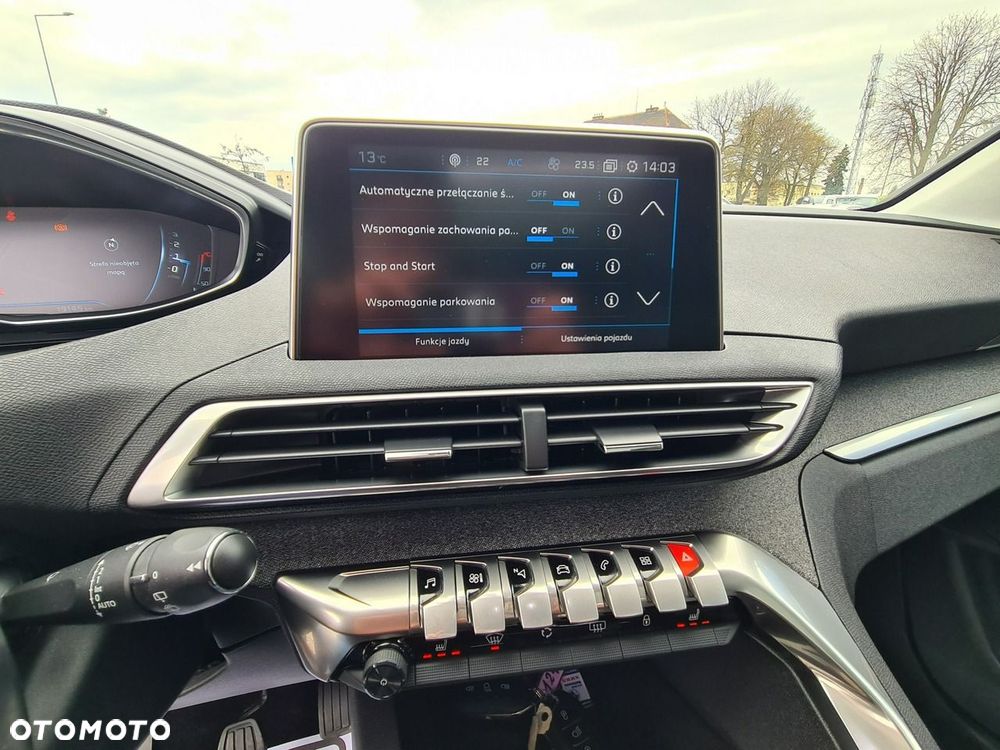 Peugeot 3008 1.5 BlueHDi Allure Pack S&S - 18