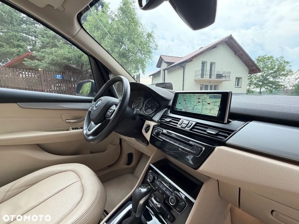 BMW Seria 2 218d Sport-Aut Luxury Line - 31