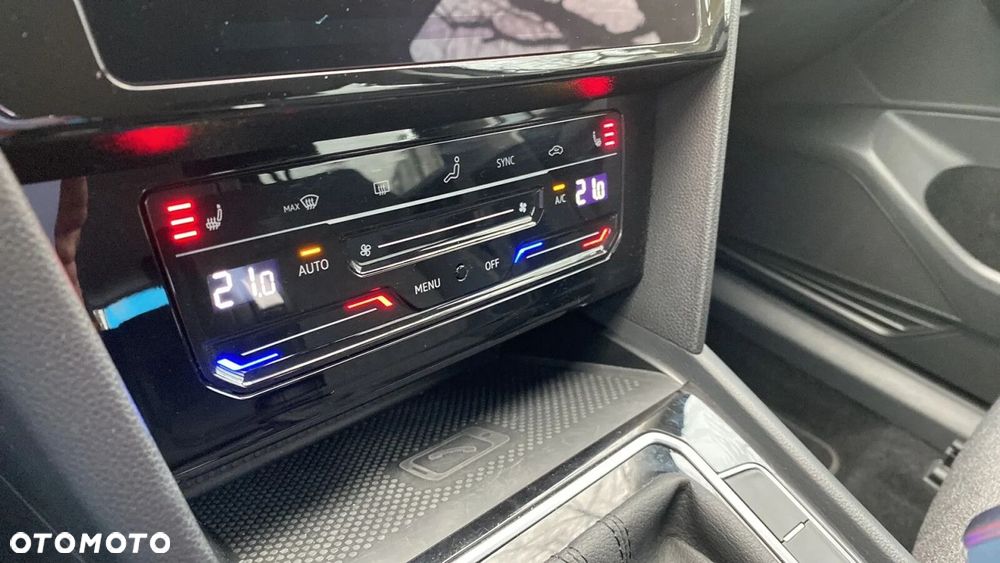 Volkswagen Passat Variant - 23