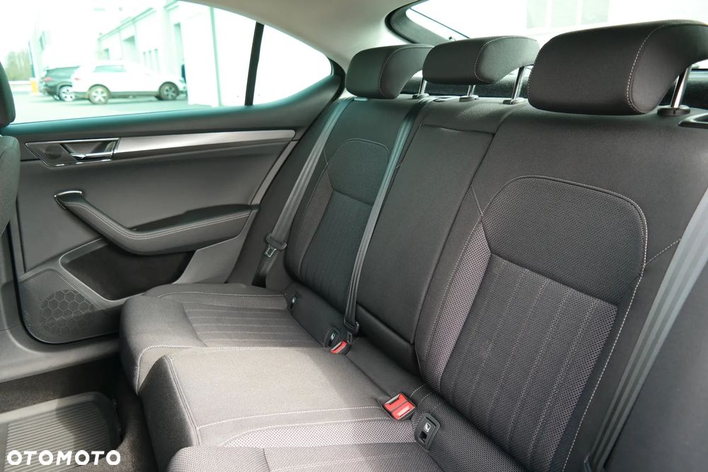 Skoda Superb 2.0 TSI Style DSG - 13