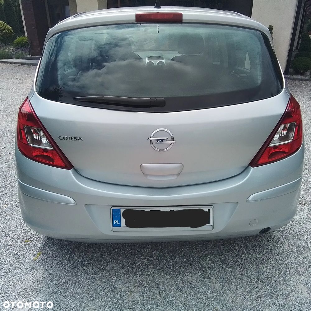 Opel Corsa 1.2 16V Edition 150 - 4