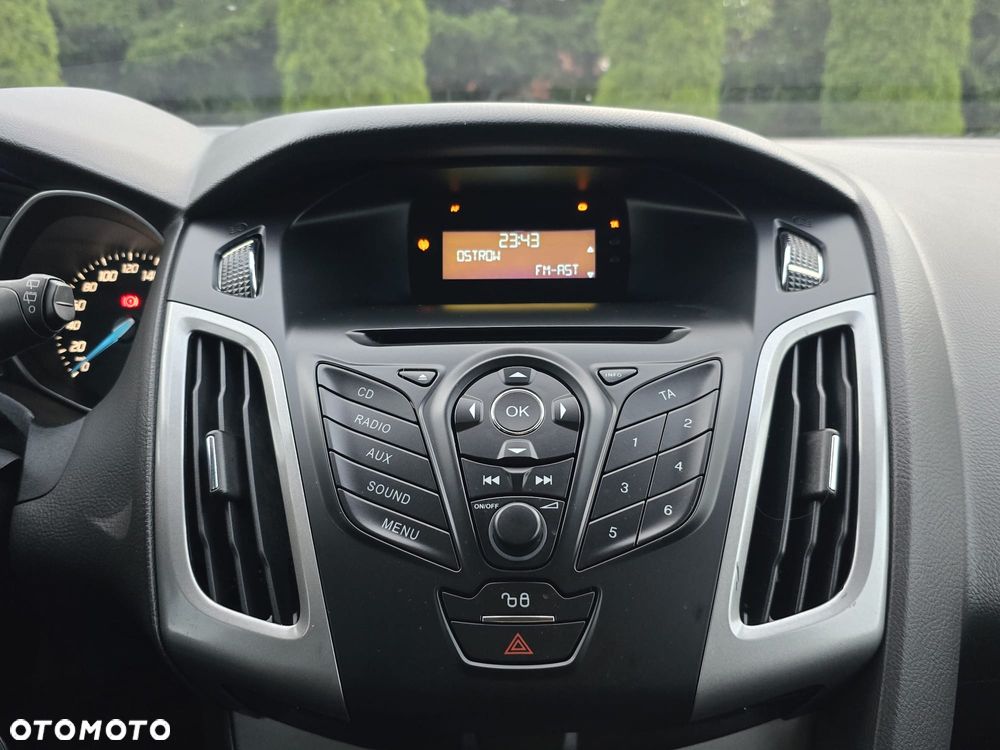 Ford Focus SW 1.6 Ti-VCT Trend - 34