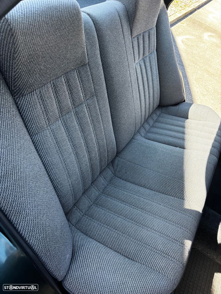 Toyota Corolla Sedan 1.3 XL 12V - 9