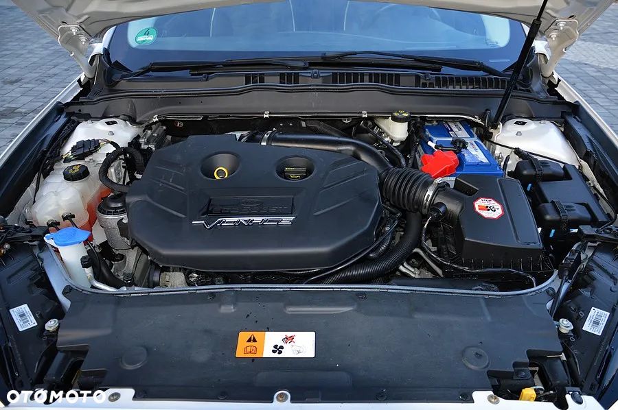 Ford Mondeo 2.0 EcoBoost Start-Stopp Autom Vignale - 40