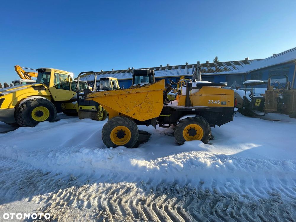 JCB 6 TFT - 1