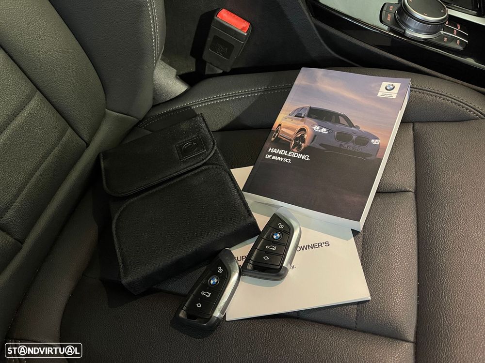 BMW iX3 Inspiring - 21