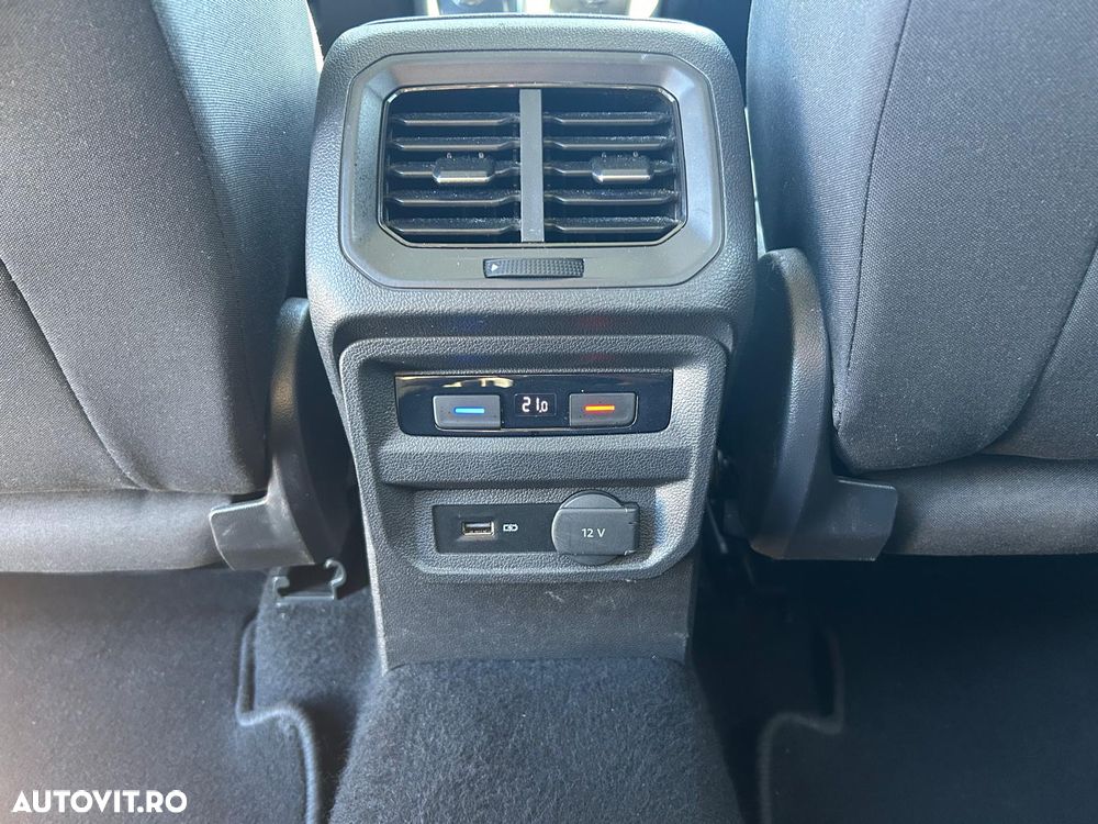 Volkswagen Tiguan - 34