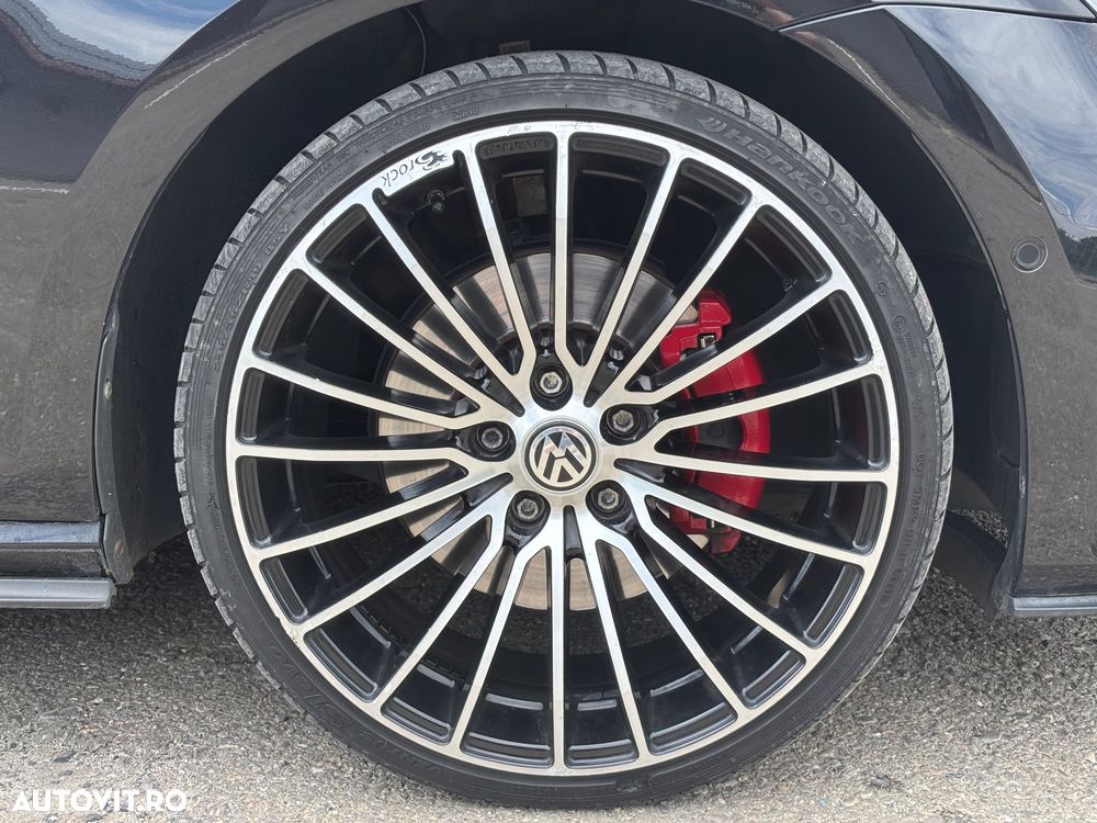 Volkswagen Golf - 12