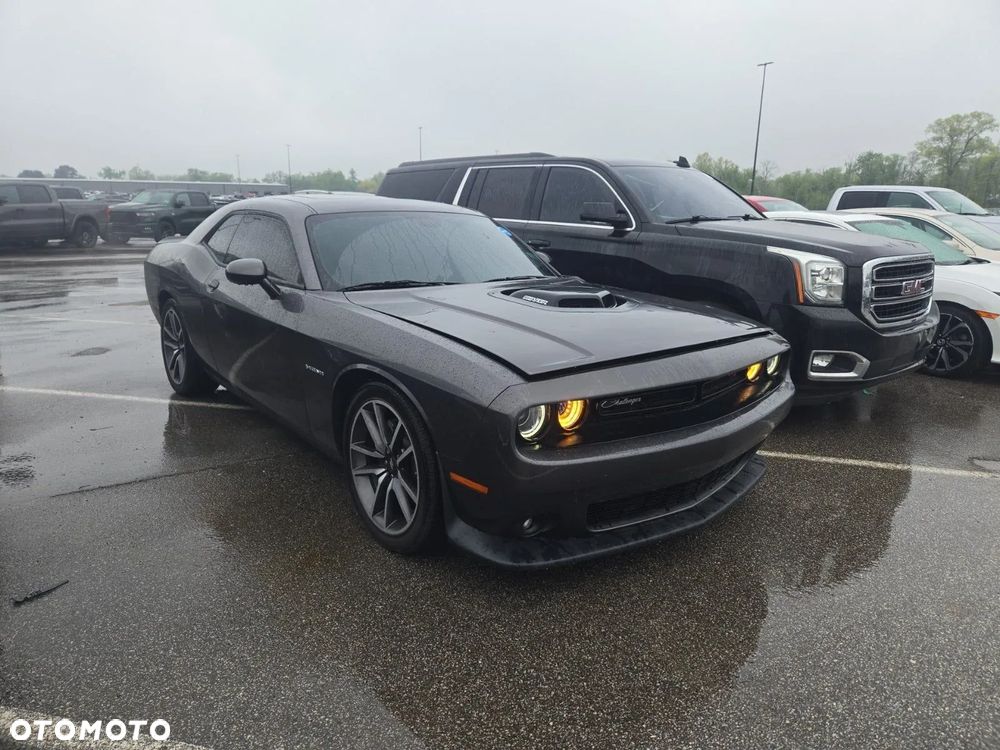 Dodge Challenger 5.7 R/T - 2