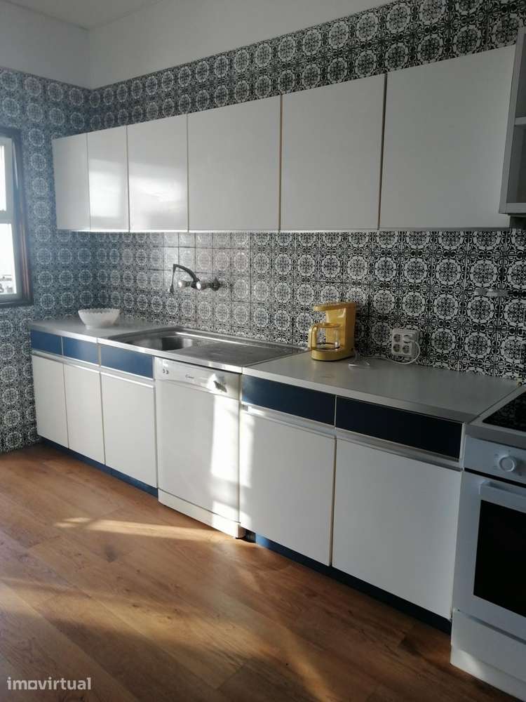 Cama - localizado em Ramalde Porto - Grande imagem: 5/13