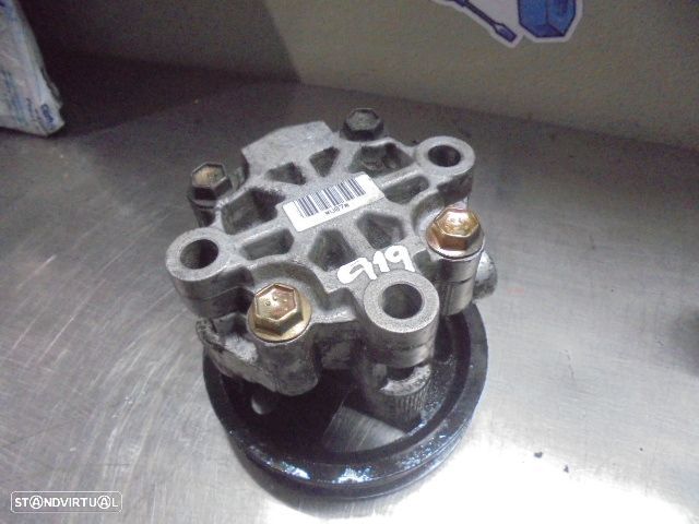 Bomba Direção U1M04251 TOYOTA AVENSIS 2002 2.0 D4D 110CV 5P CINZA - 4