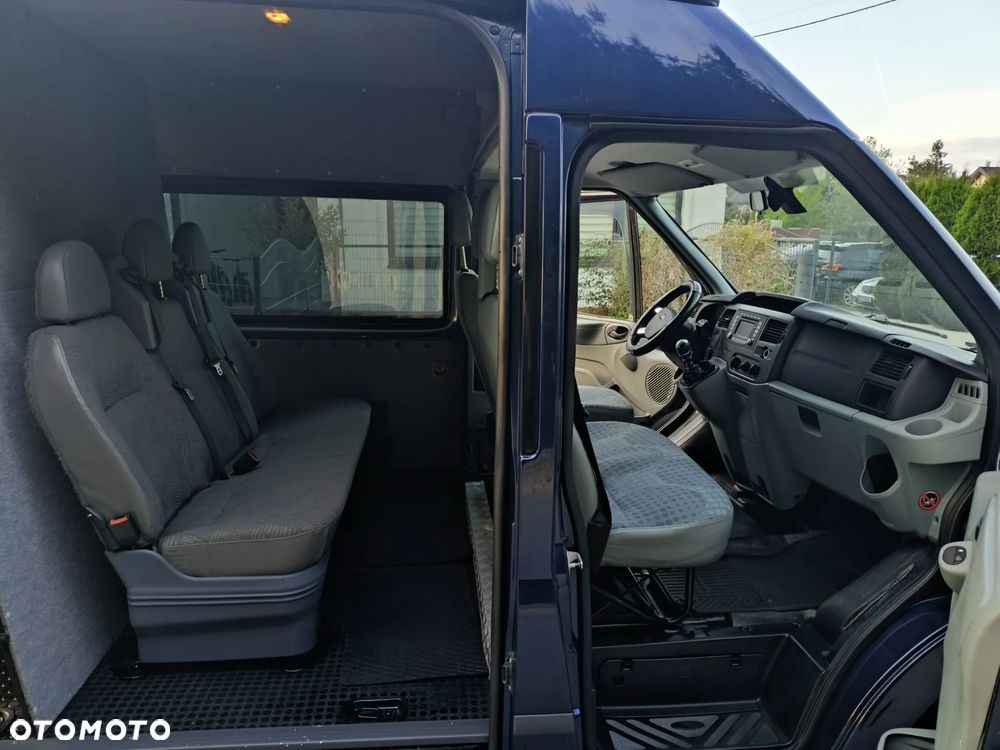 Ford Transit 300L Trend - 14