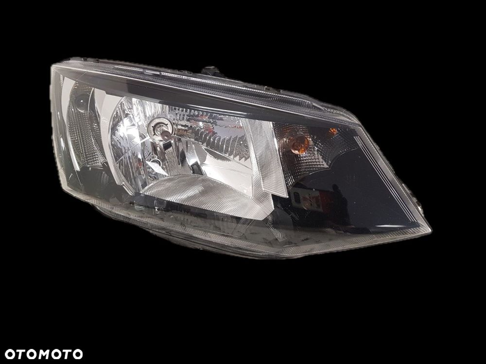 SKODA FABIA 3 III 6V0 LAMPA PRAWA PRZEDNIA PRAWY PRZÓD 6v1941016C EUROPA IGŁA
