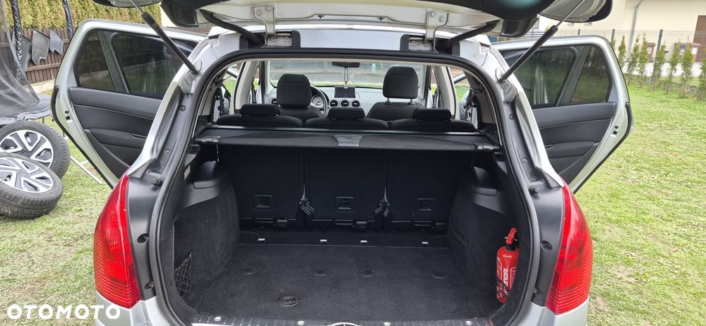 Peugeot 308 1.6 HDi Premium - 21