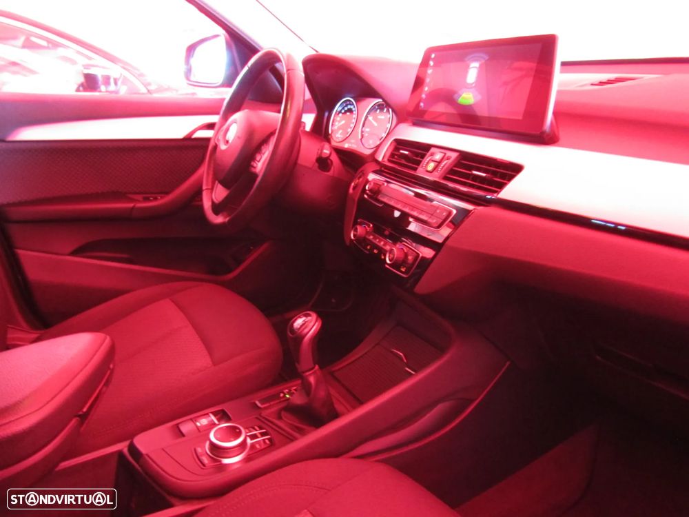 BMW X1 16 d sDrive Line xLine - 9