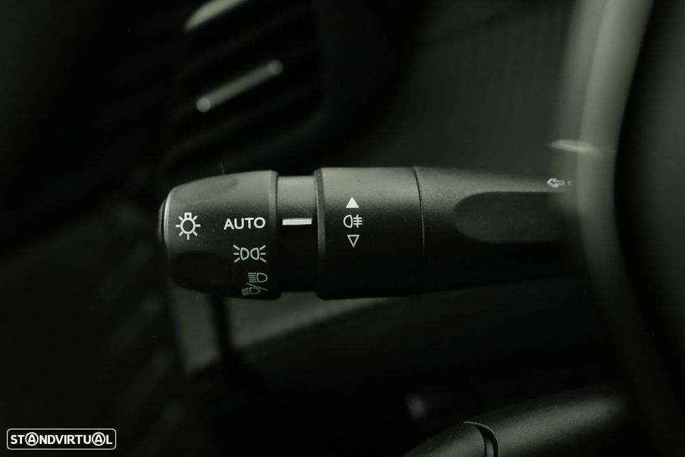 Peugeot 2008 1.2 Allure - 16