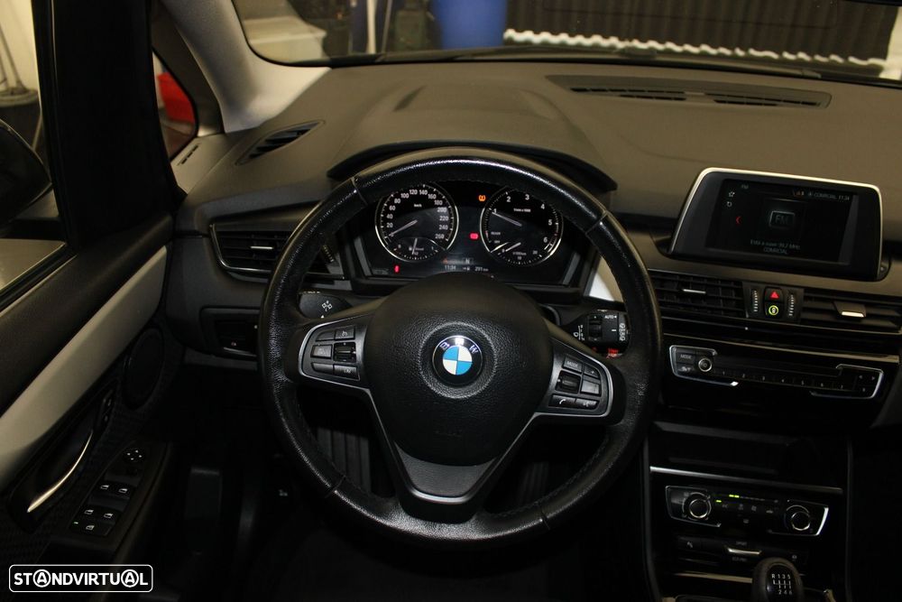 BMW 216 Active Tourer d Advantage - 10