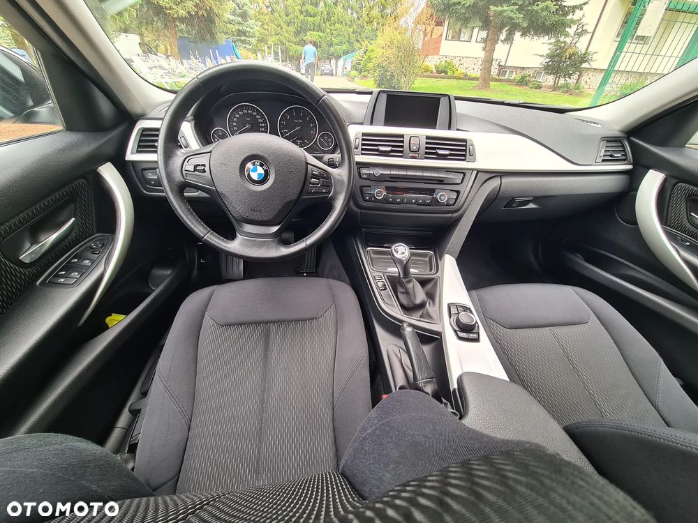 BMW Seria 3 - 13