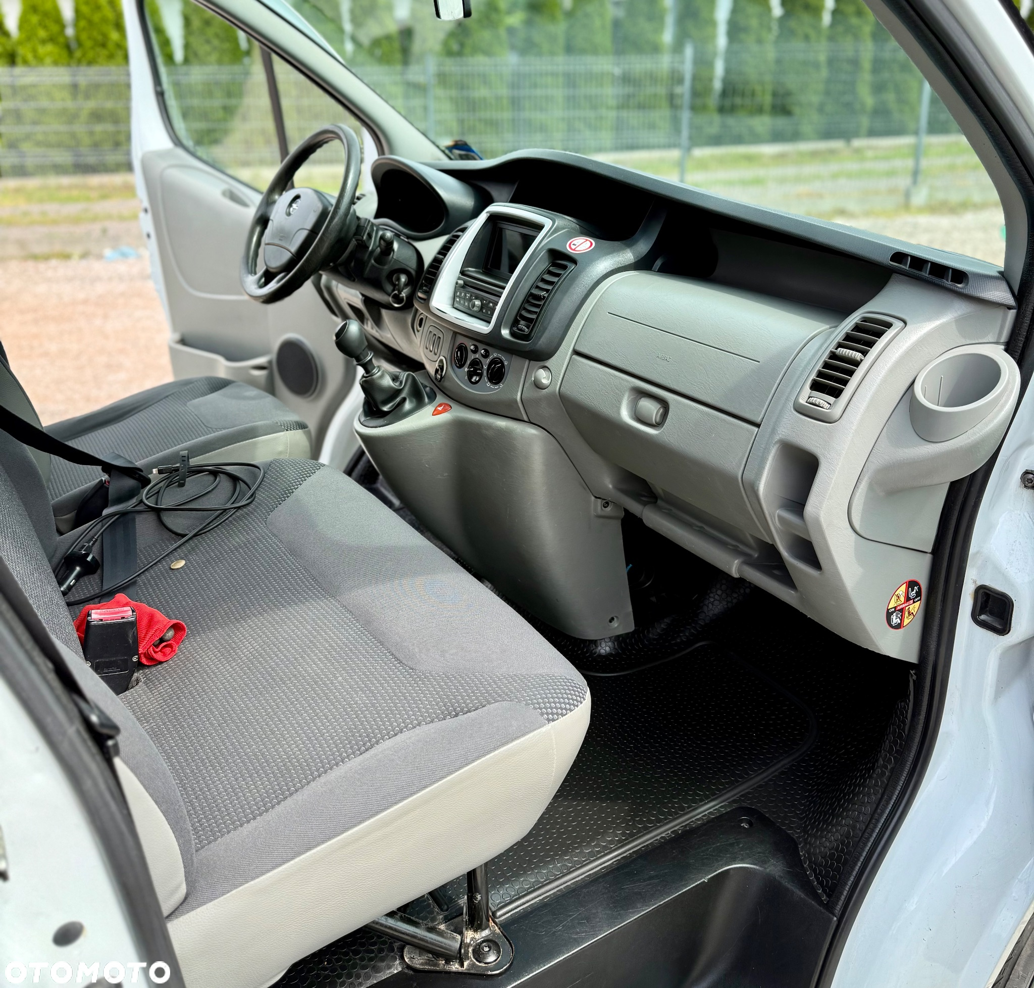 Opel Vivaro - 14