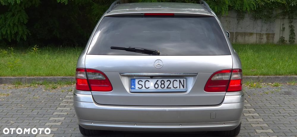 Mercedes-Benz Klasa E - 12