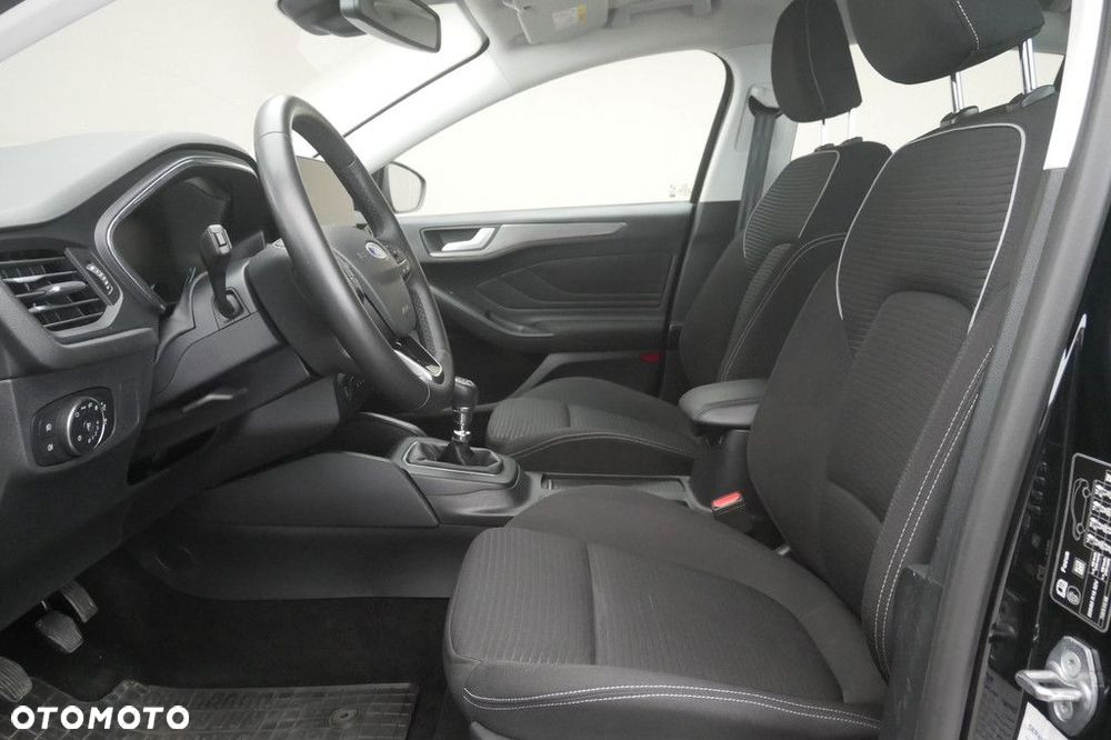 Ford Focus 1.0 EcoBoost Titanium - 12
