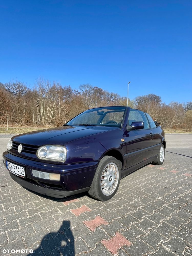 Volkswagen Golf 1.8 GL - 7