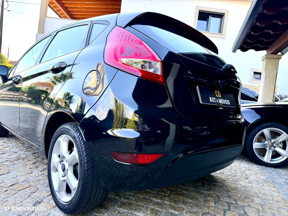 Ford Fiesta 1.4 TDCi Titanium - 25