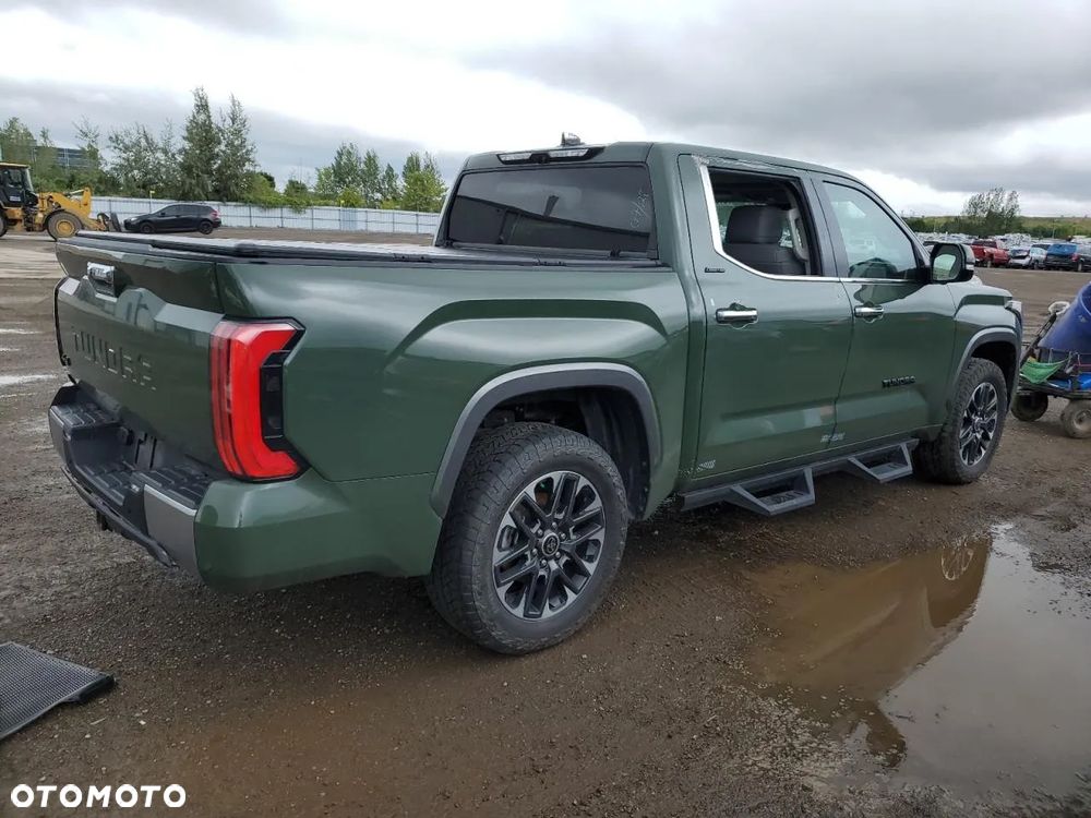 Toyota Tundra - 4