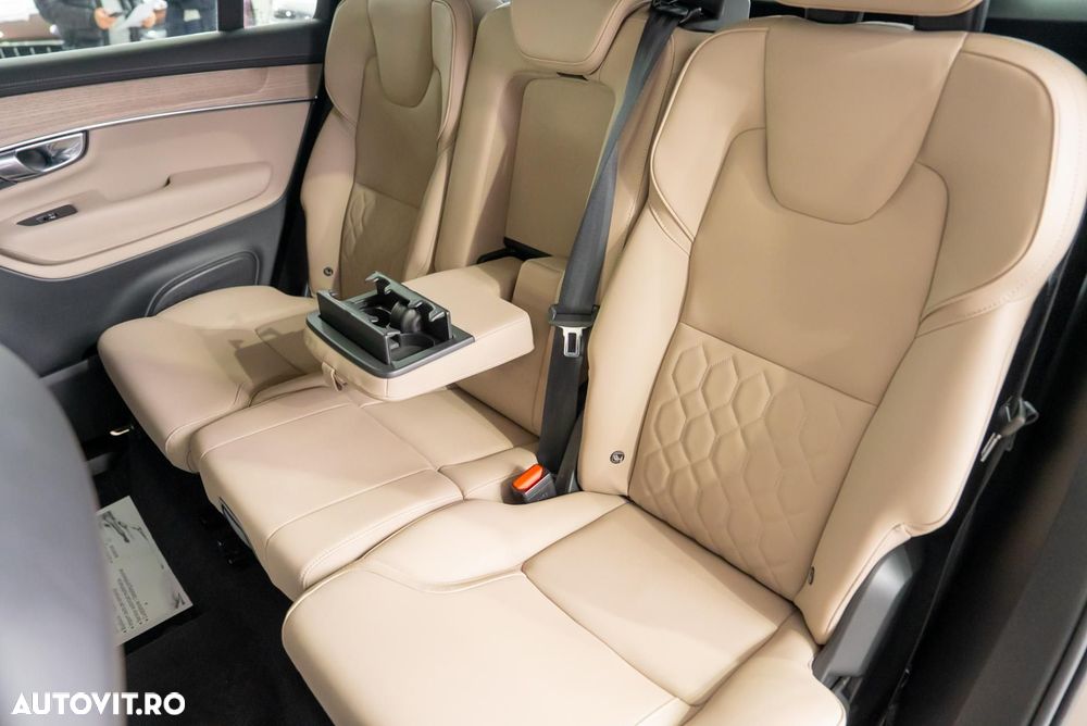 Volvo XC 90 - 34
