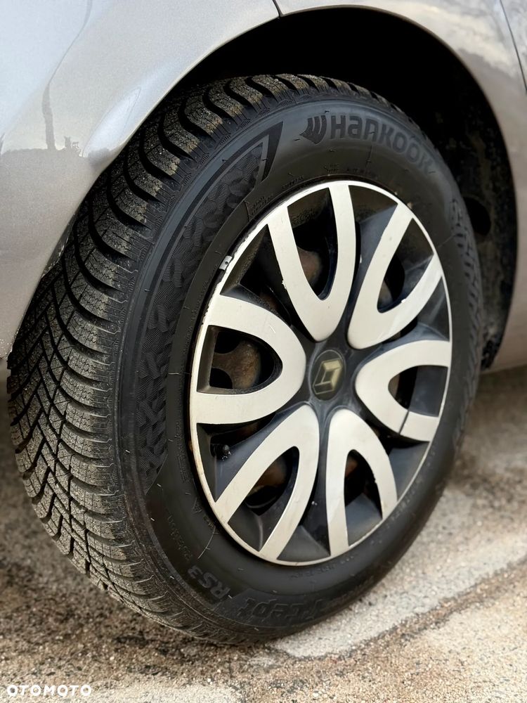 Renault Clio 1.2 16V Life - 12