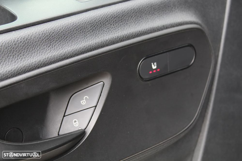 Mercedes-Benz SPRINTER 319 CDI V6 L3H2 - 11