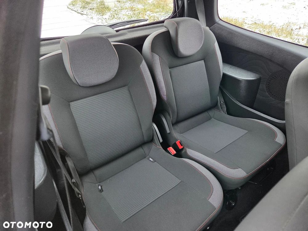 Renault Twingo 1.2 16V Night & Day - 14