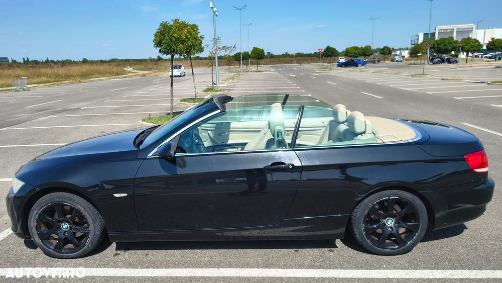 BMW Seria 3 320i Aut. - 12