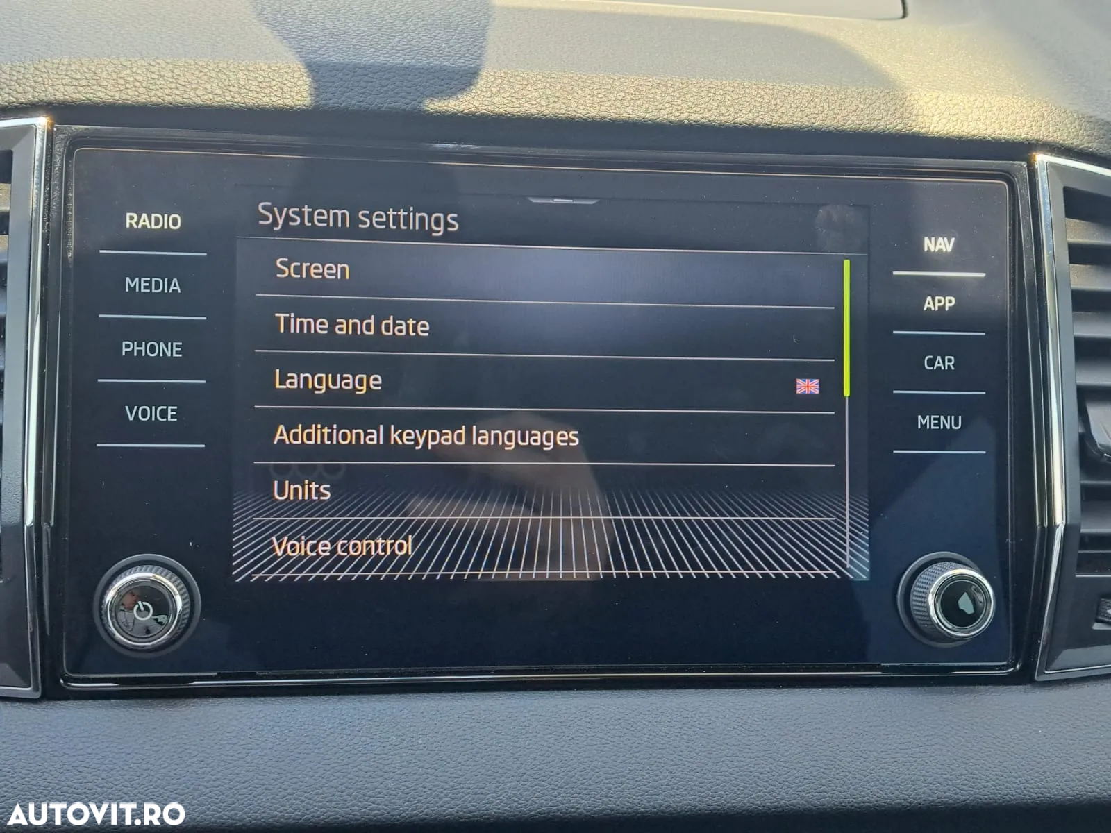Skoda Karoq 1.5 TSI DSG Ambition - 8
