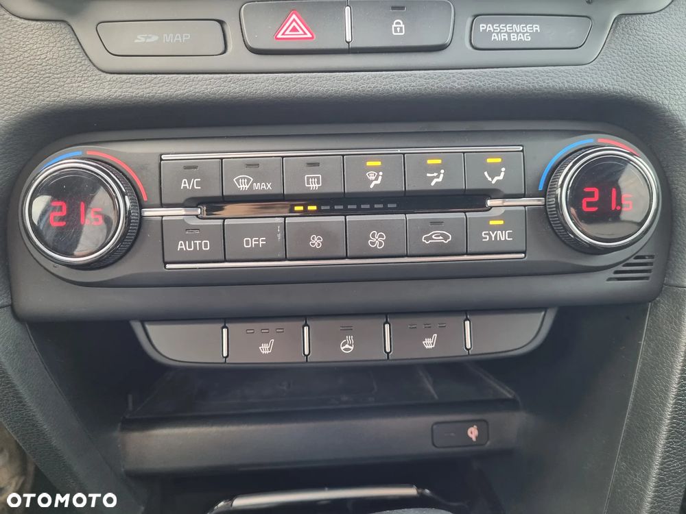 Kia Ceed 1.4 T-GDI GT-Line DCT - 21