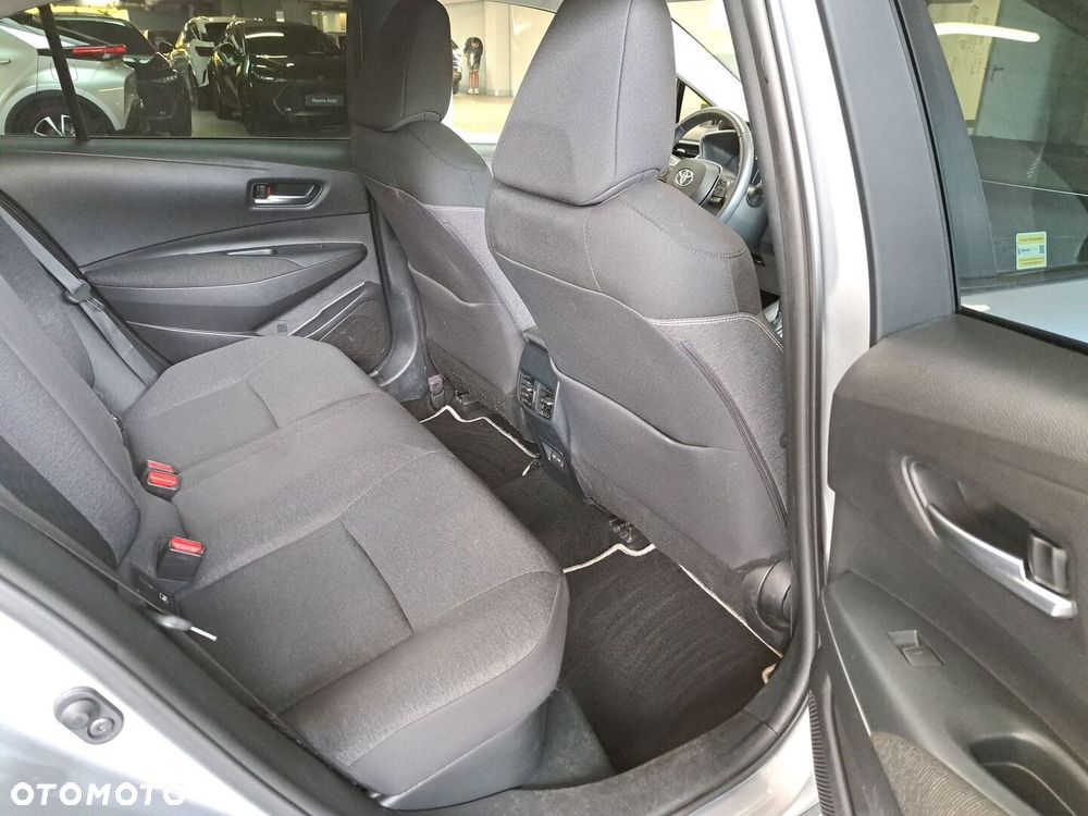 Toyota Corolla 1.8 Hybrid Comfort - 13
