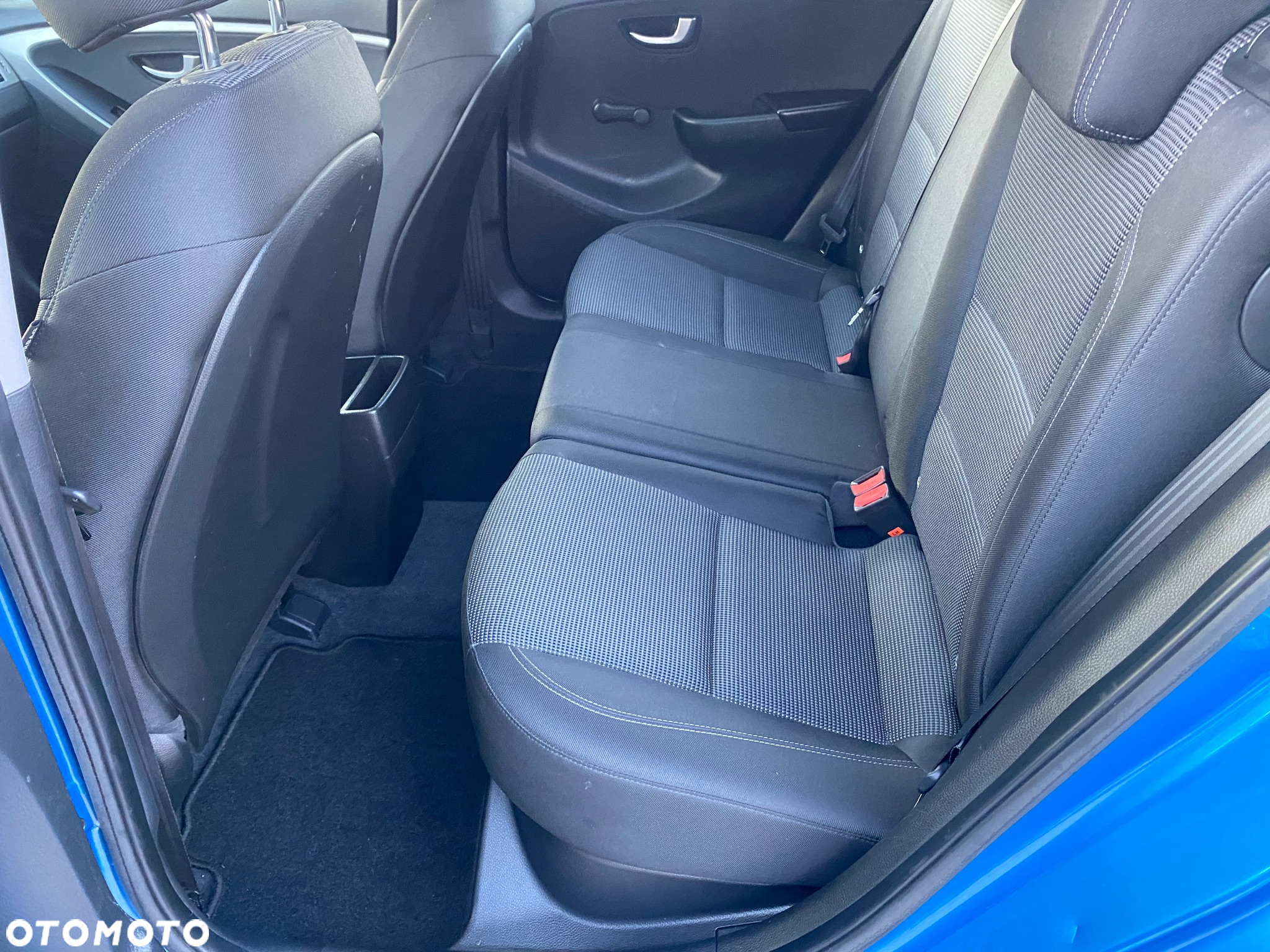 Hyundai i30 1.4 BlueDrive Go - 28