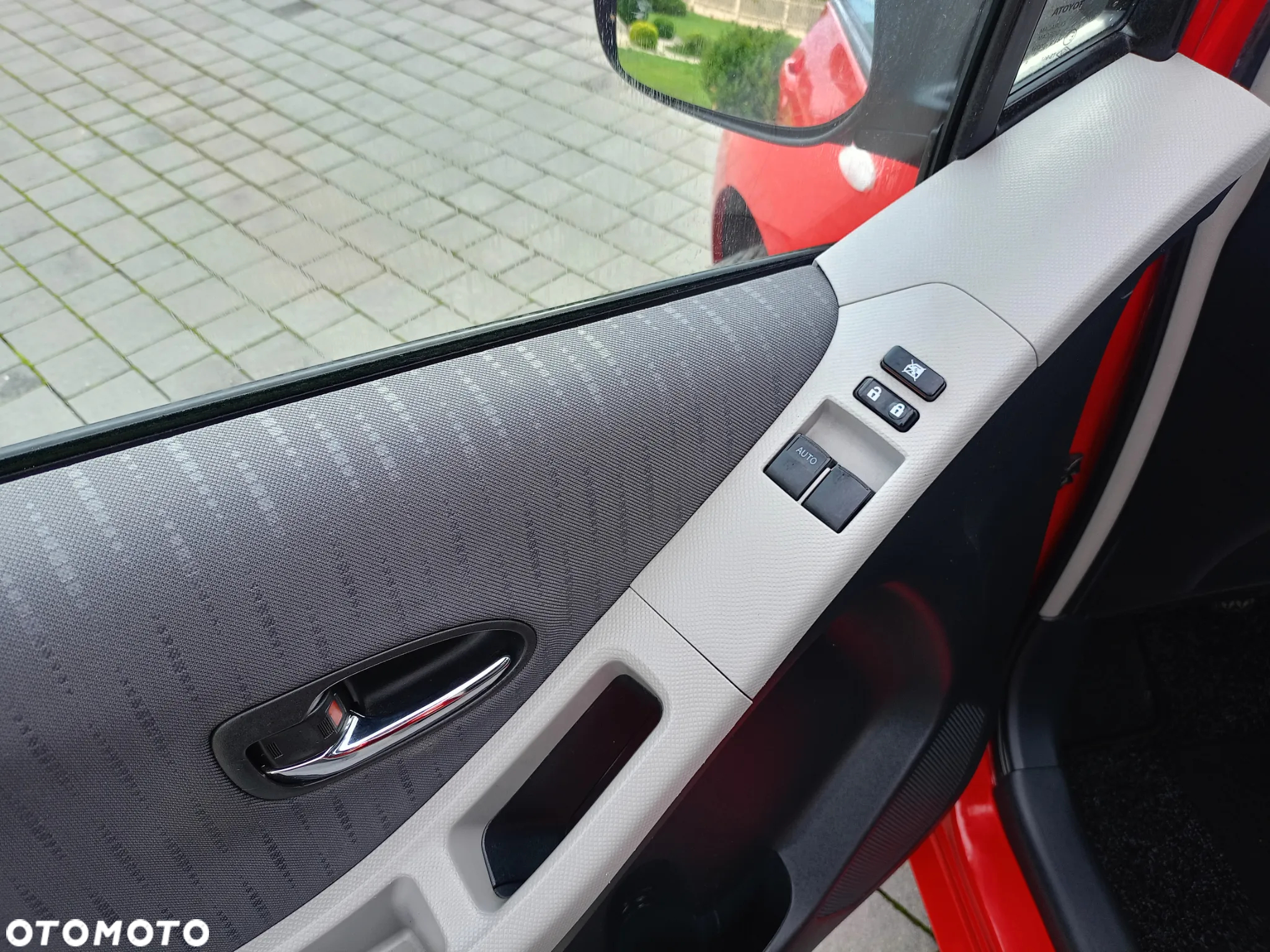 Toyota Yaris 1.33 Active - 16