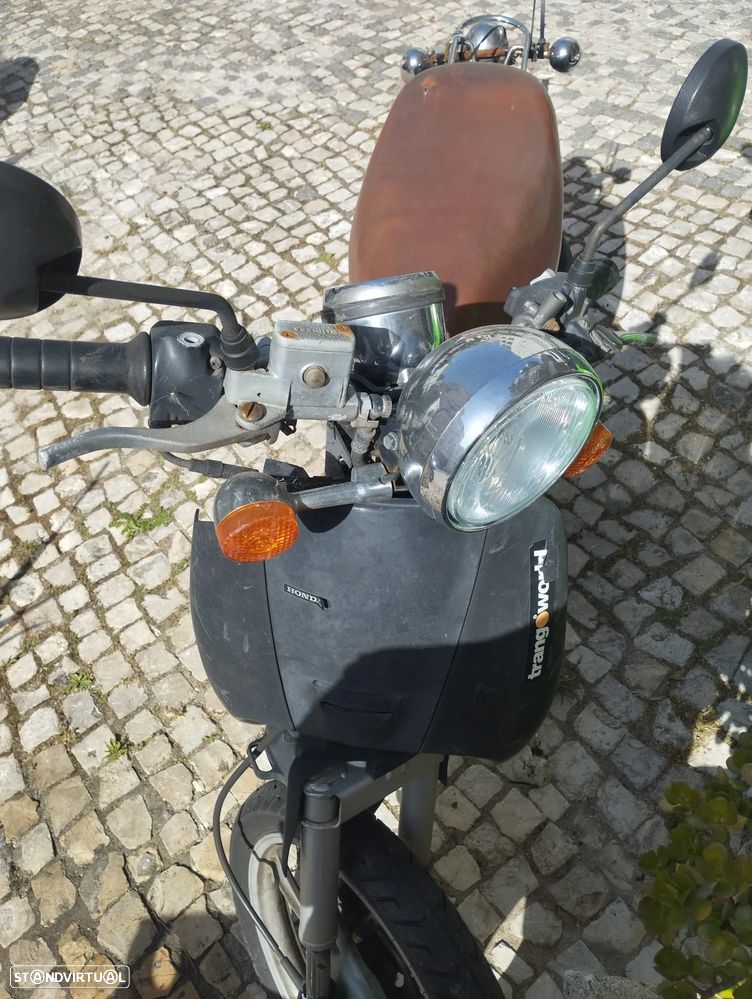 Honda SGX - 2