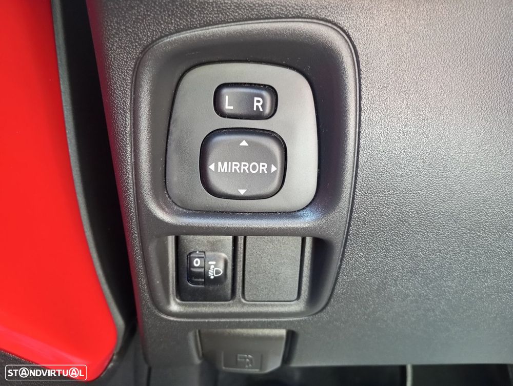Toyota Aygo 1.0 X-Play - 11