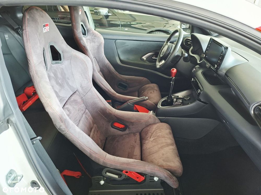 Toyota GR Yaris - 19