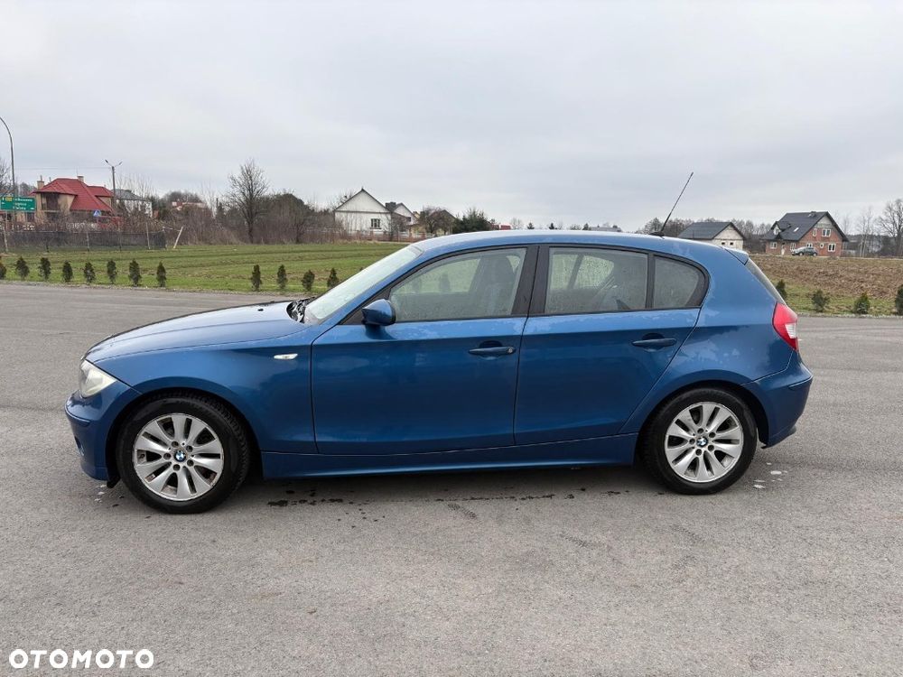 BMW Seria 1 118d DPF - 4