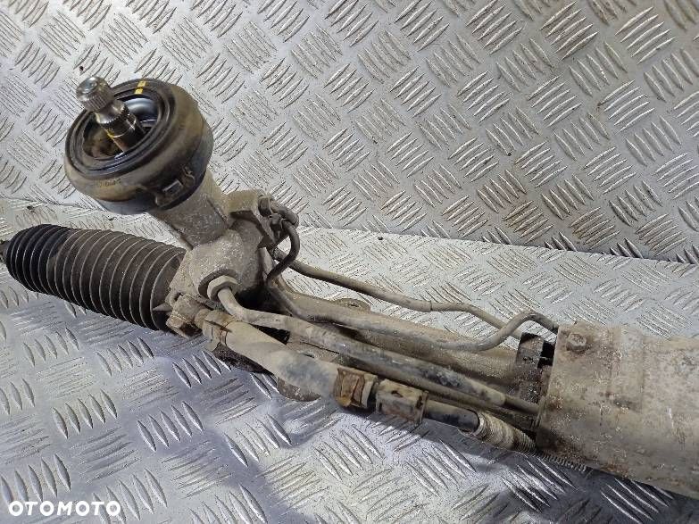 MAGLOWNICA KIA CARENS - 2