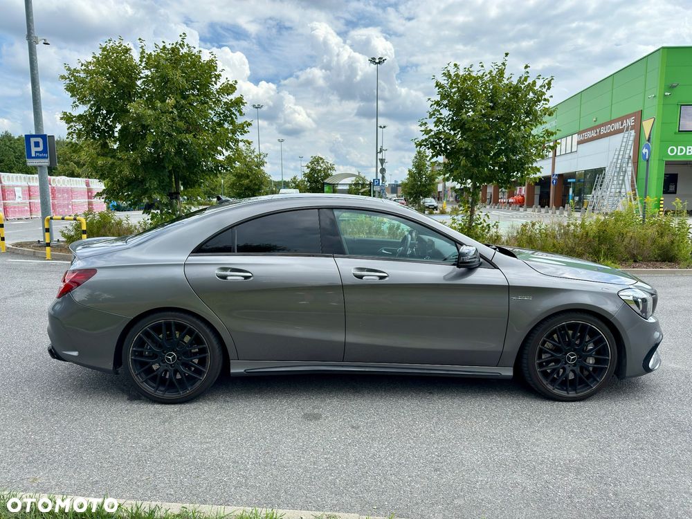 Mercedes-Benz CLA - 8